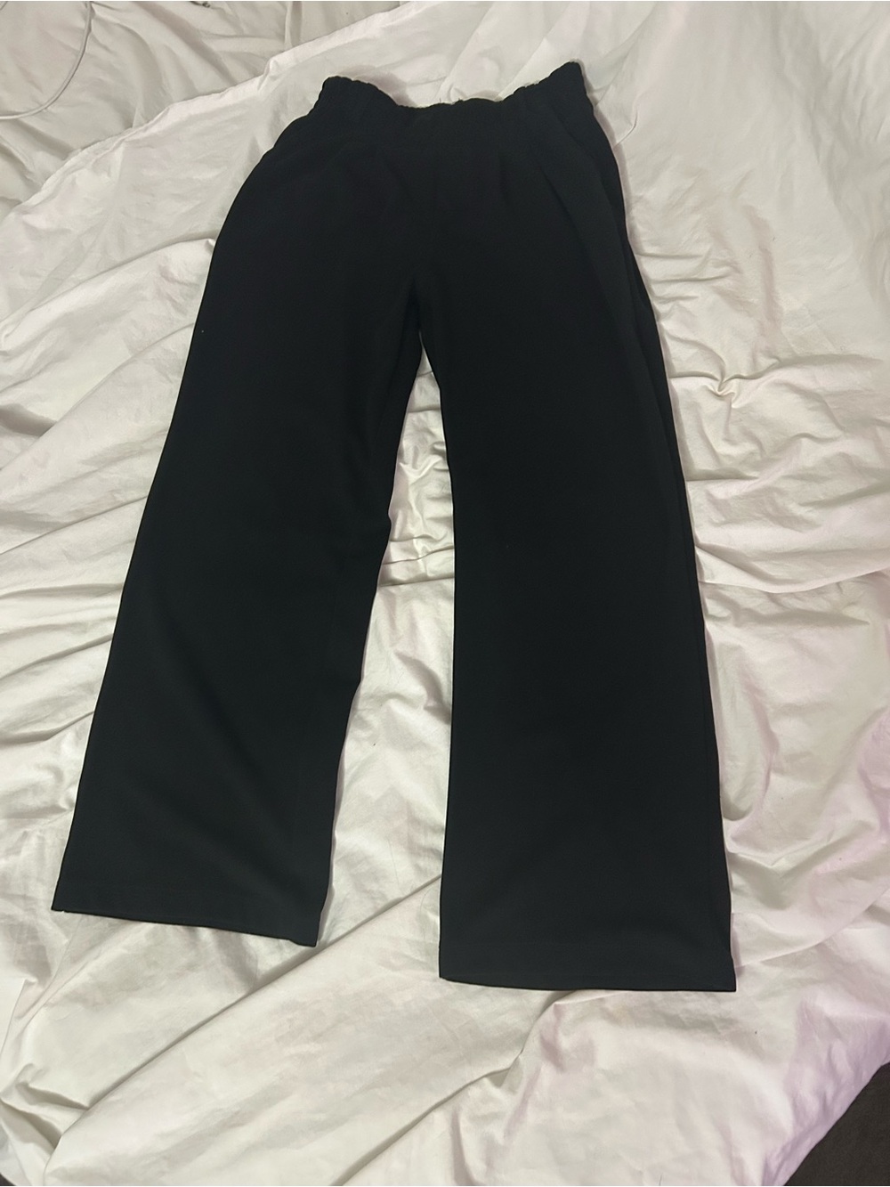 Amazon Essentials Black Wide-Leg Pull-On Pants